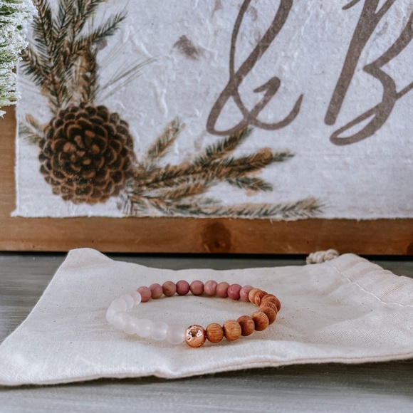 Gemstone Bracelet-Rhodonite, Rose Quartz, Rosewood - Picture 4 of 5